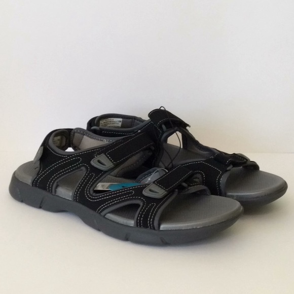 khombu sandals
